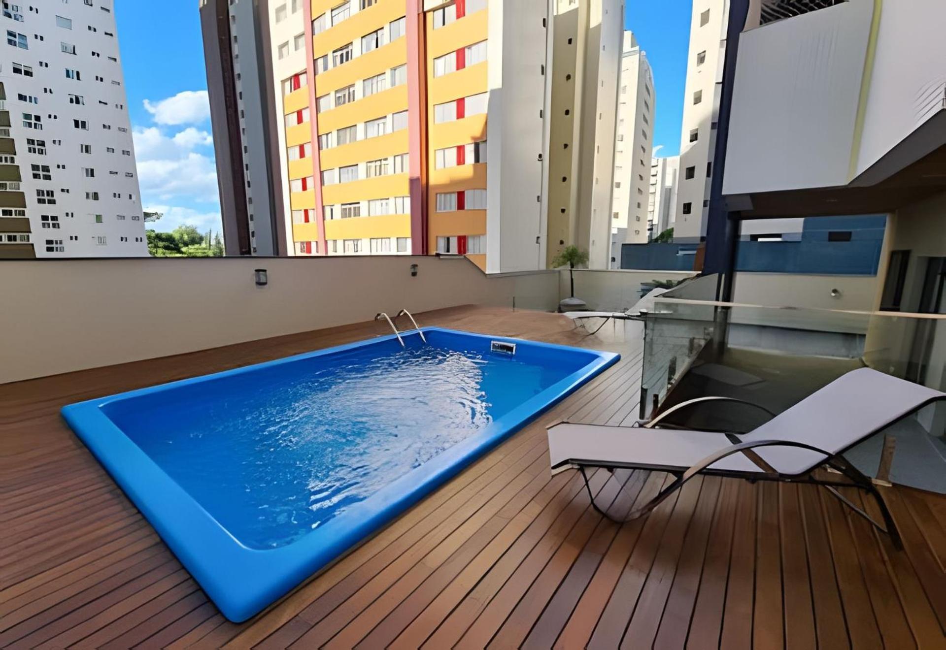 Apartamento Conforto No Bigorrilho, Petfriendly, Garagem